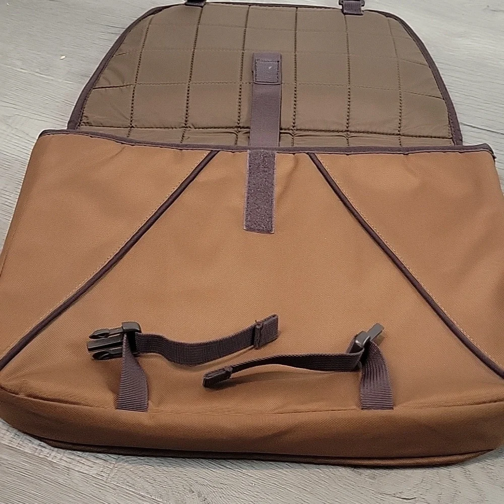 Duluth Trading Co brown quilted laptop bag